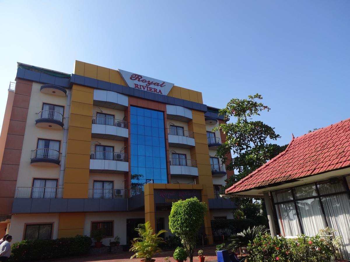 Hotel Royal Riviera Kumarakom Esterno foto